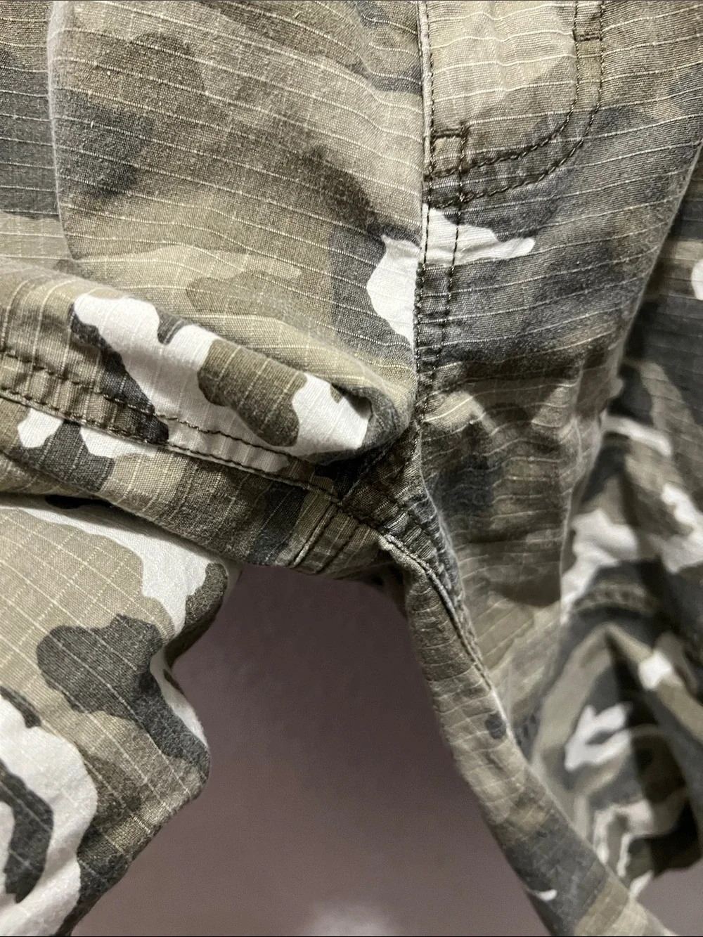 The North Face Men's Camouflage Cargo Shorts — Olive & White
